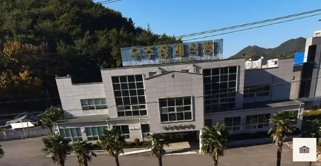 우주장례식장, 사진 1