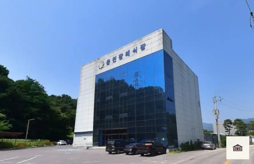 춘천장례식장, 사진 1